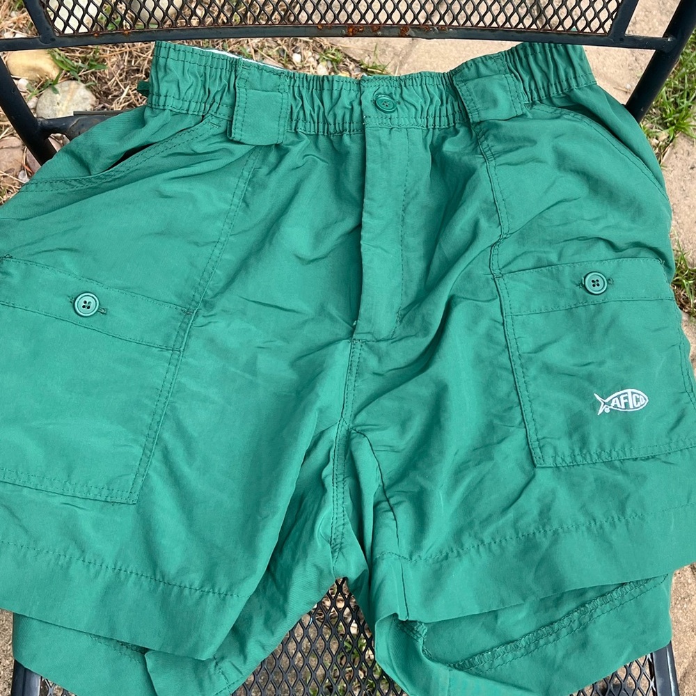 Men’s green aftcos size 32